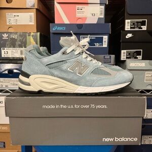 New Balance x Kith 990v2 “Storm Blue” Men’s Size 12